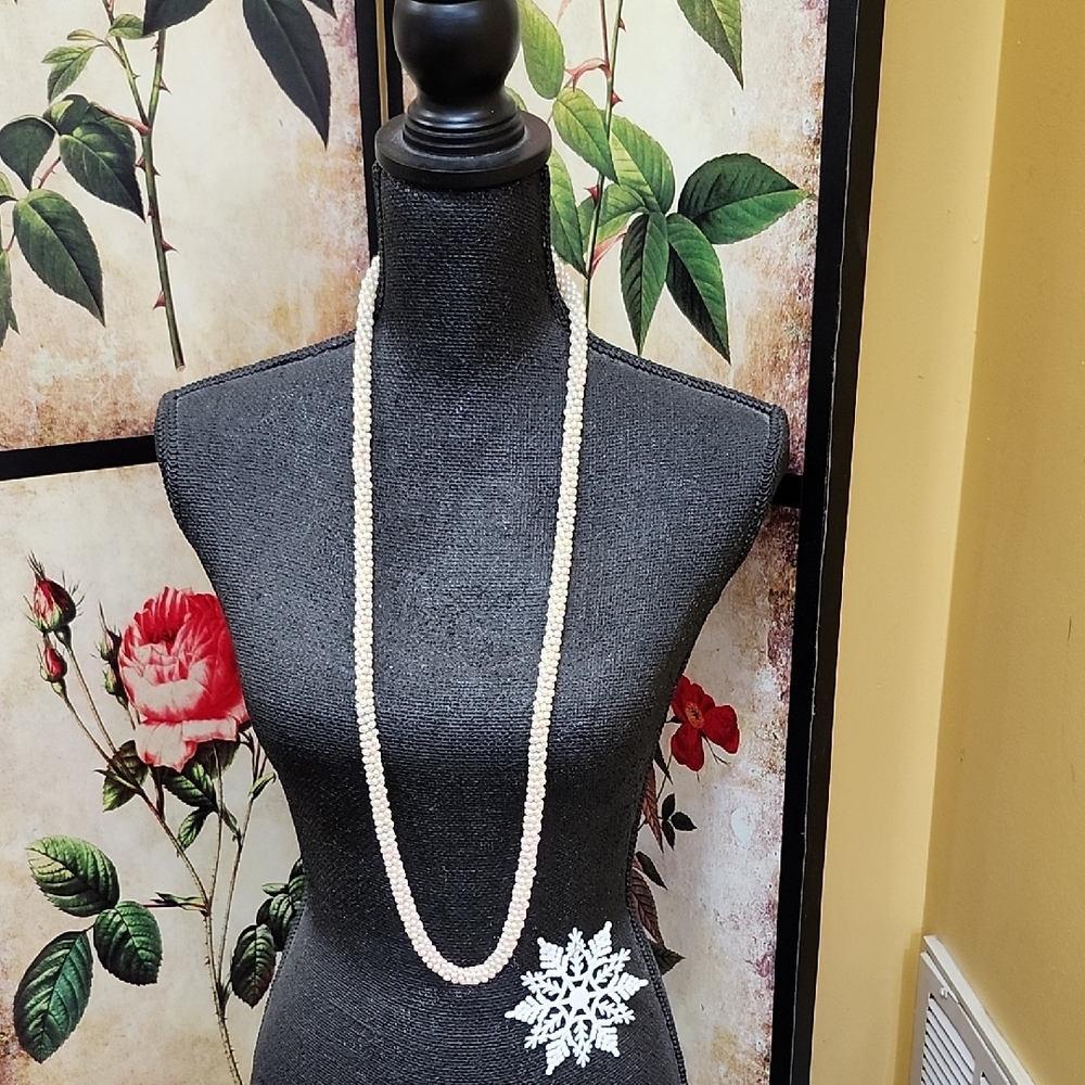 Vintage Flapper-length Faux Pearl Rope Necklace